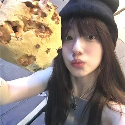 龙纹身的女鬼入镜
